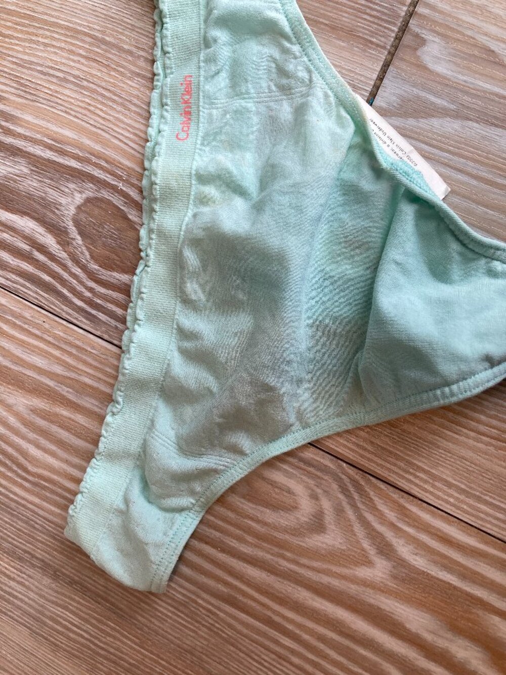 Calvin Klein Thongs Peppermint Green Size S/P NWT